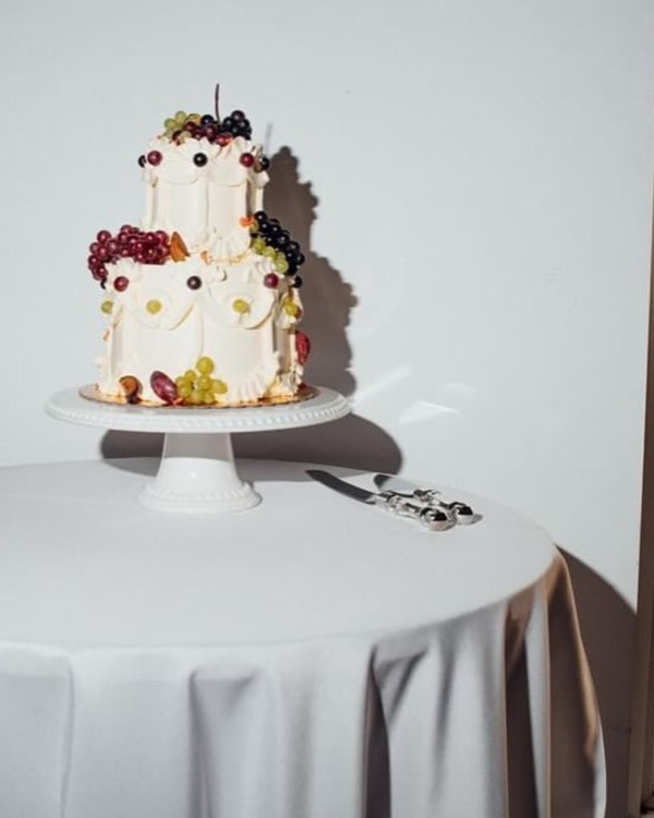 10 Major Wedding Cake Trends for 2025