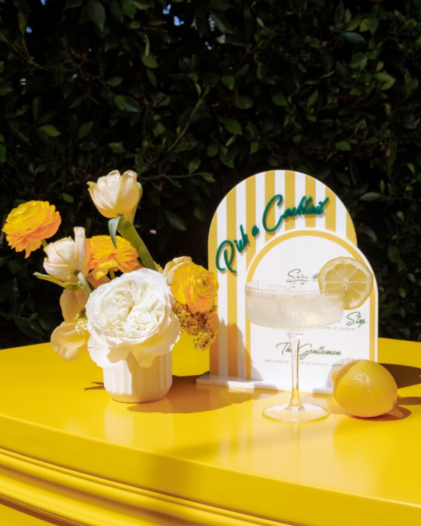 7 Creative Ways to Add Stripes to Your Wedding Decor