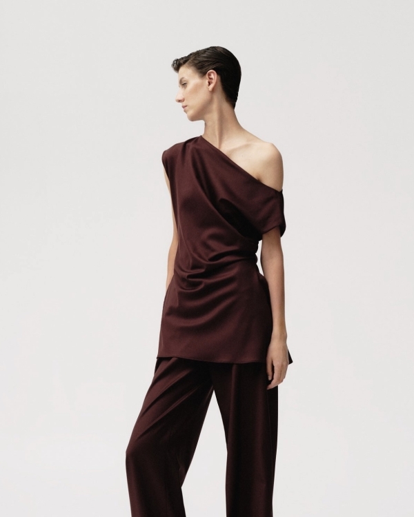 40 Standout Christmas Party Outfits for 2024 | Trendy Xmas Party Looks for Women