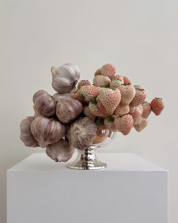 35 Artistic Fruit & Vegetable Centerpiece Arrangements