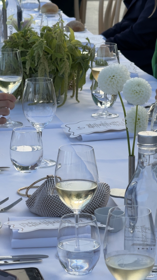 Content Creators Social Romances