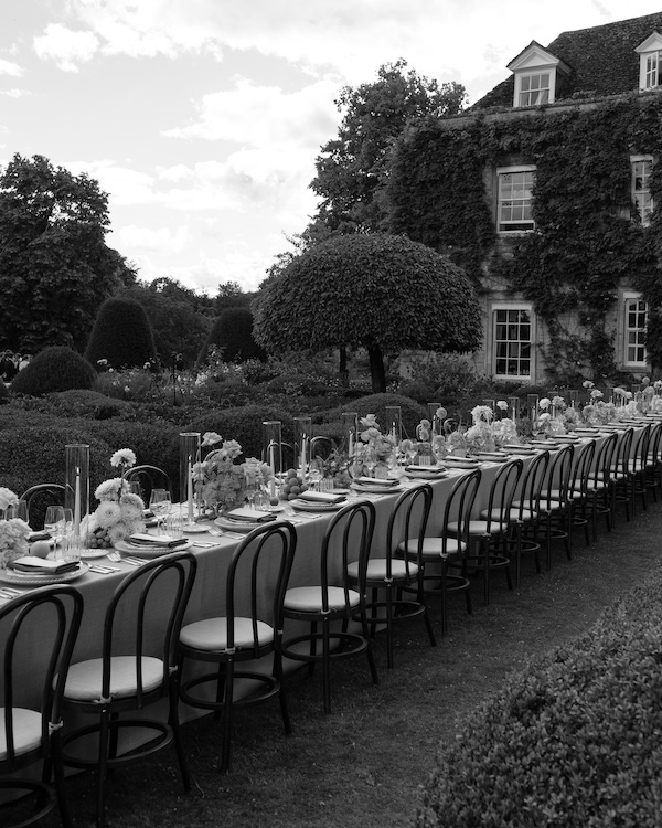 A Colorful Wedding Amongst the Costwolds Countryside