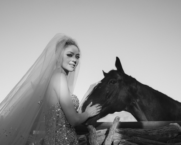 Photographers Kelly Mour