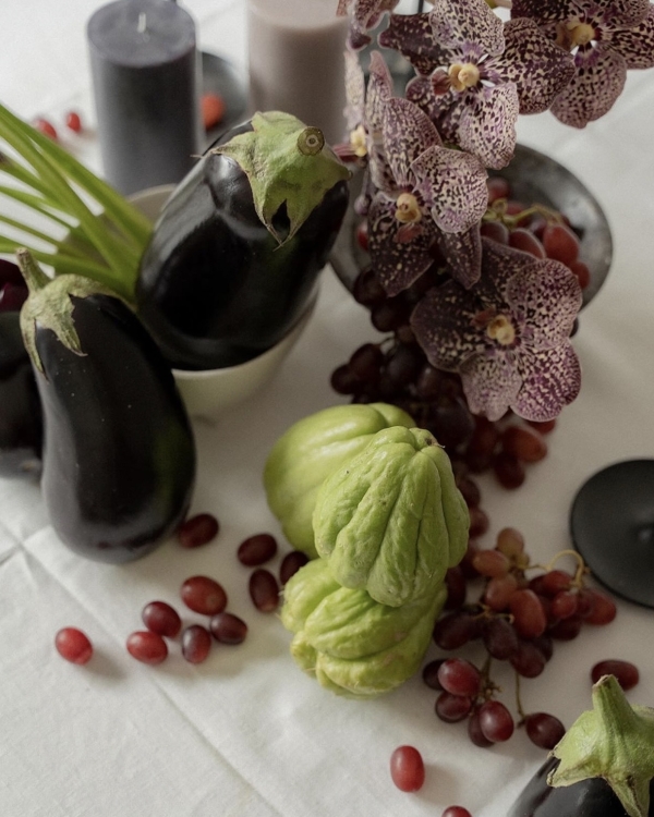 35 Artistic Fruit & Vegetable Centerpiece Arrangements