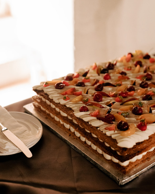 A Vivid Wedding Celebration in Puglia’s Idyllic Countryside