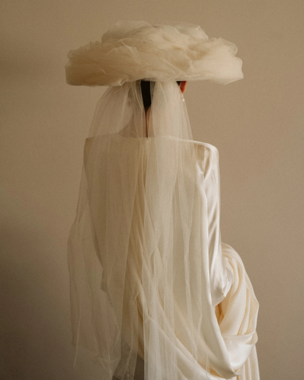 10 Major Bridal Accessory Trends for 2025