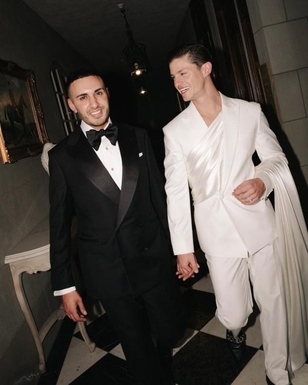 45 Chic Wedding Day Style Ideas for Brides & Grooms