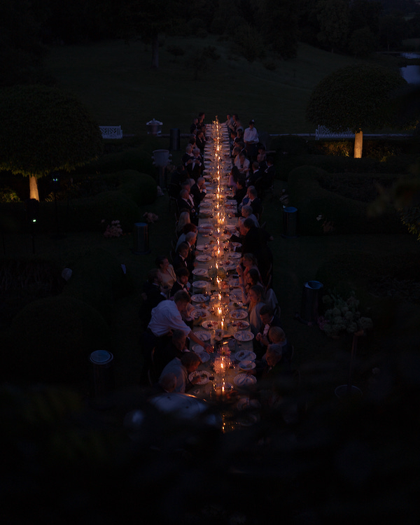 A Colorful Wedding Amongst the Costwolds Countryside