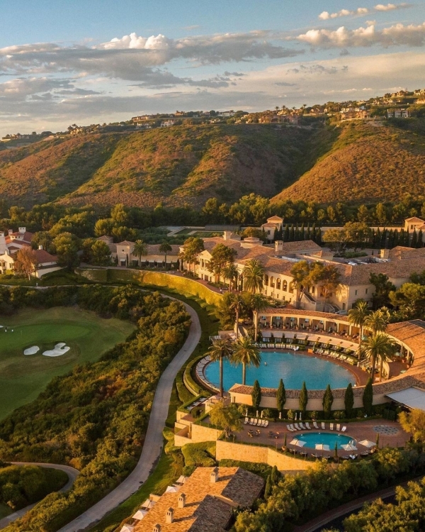 12 Stunning Wedding Venues on the Californian Coast