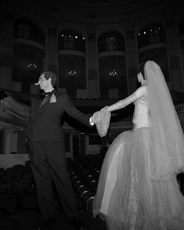 45 Chic Wedding Day Style Ideas for Brides & Grooms