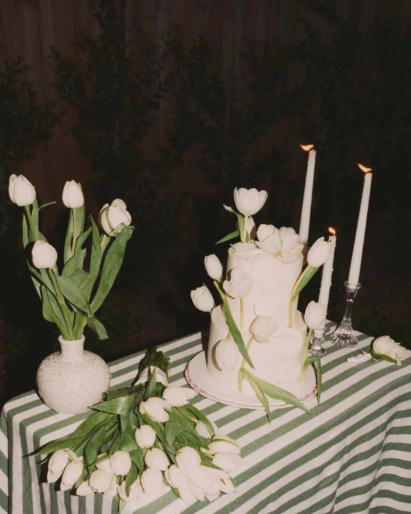 7 Creative Ways to Add Stripes to Your Wedding Decor — photo 1