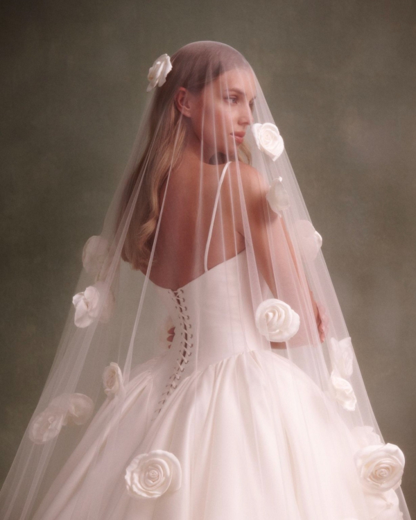 10 Major Bridal Accessory Trends for 2025
