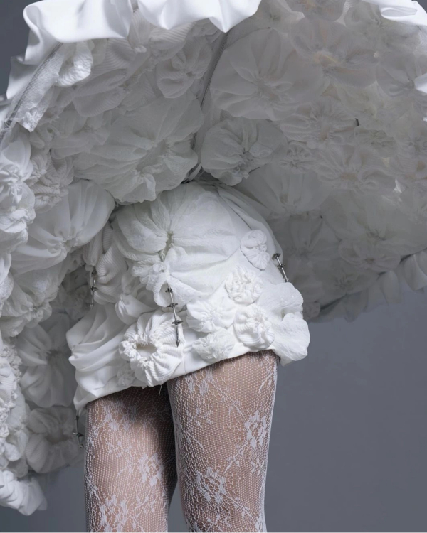 10 Major Bridal Accessory Trends for 2025