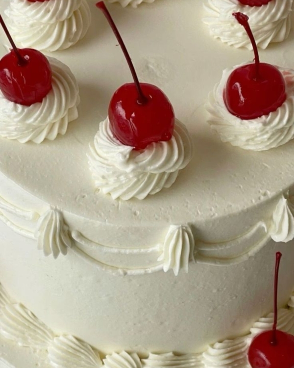 10 Major Wedding Cake Trends for 2025