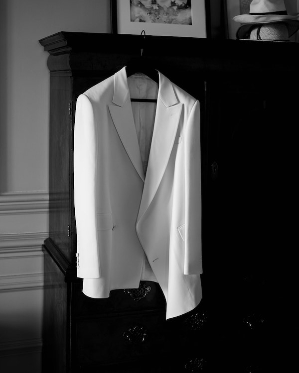 An Enchanting Manor Wedding in the English Countryside