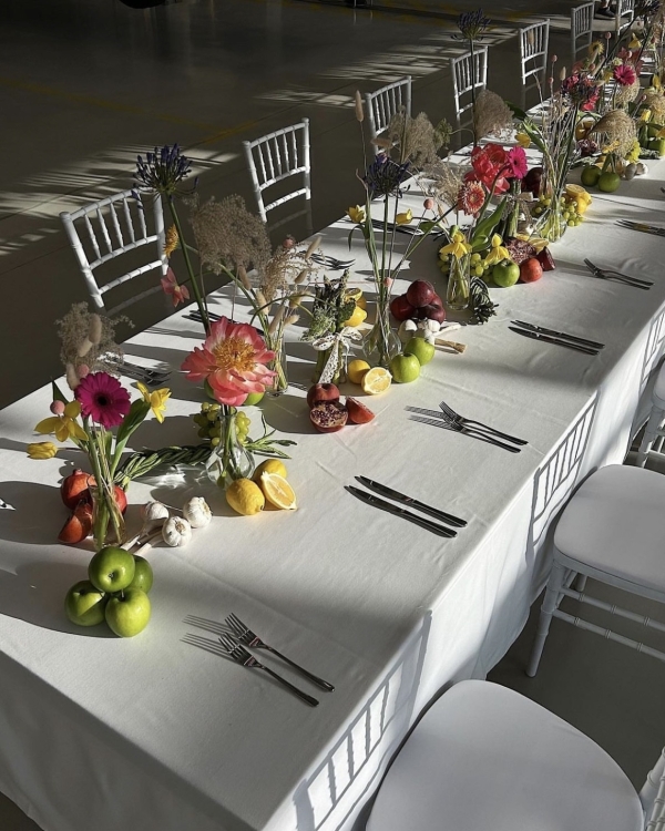 35 Artistic Fruit & Vegetable Centerpiece Arrangements