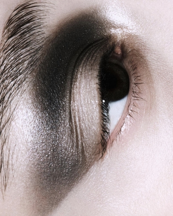 6 Eye-Catching Makeup Looks to Try for New Year’s Eve 2025