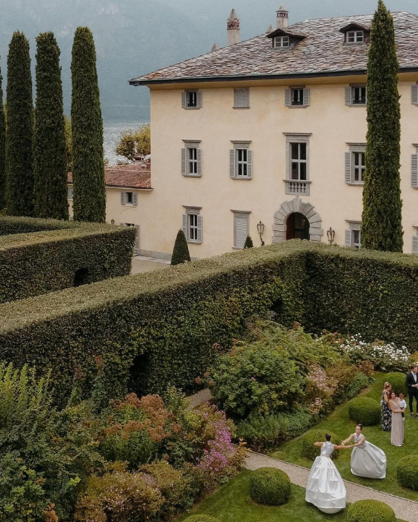 15 Awe-Inspiring Garden Wedding Venues Around the World