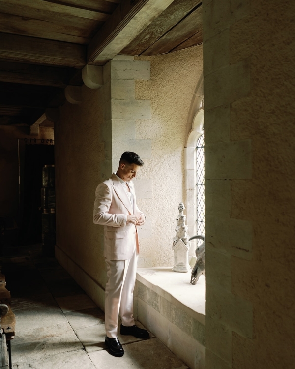 An Enchanting Manor Wedding in the English Countryside