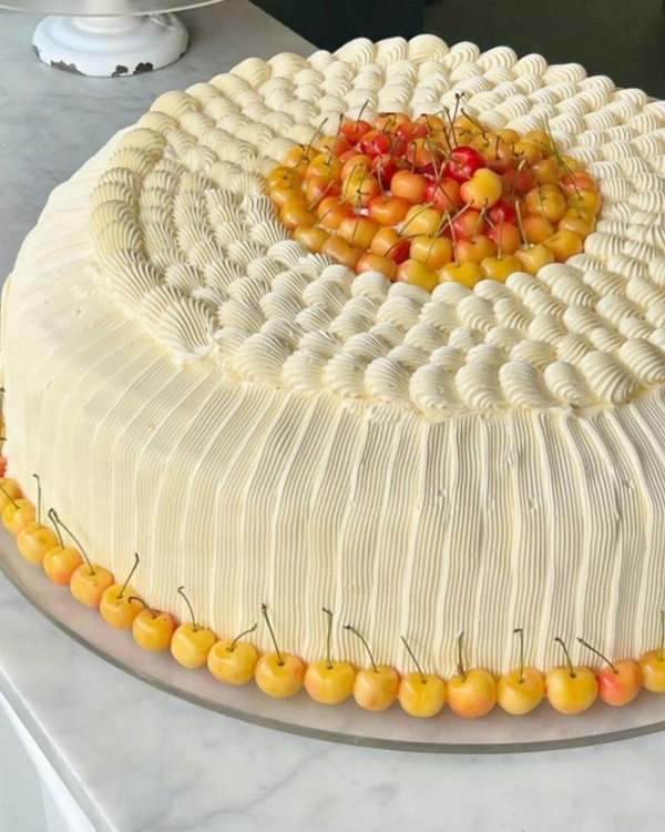 10 Major Wedding Cake Trends for 2025 — photo 2