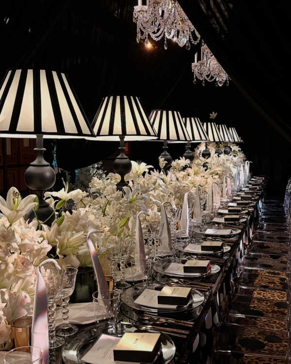 7 Creative Ways to Add Stripes to Your Wedding Decor