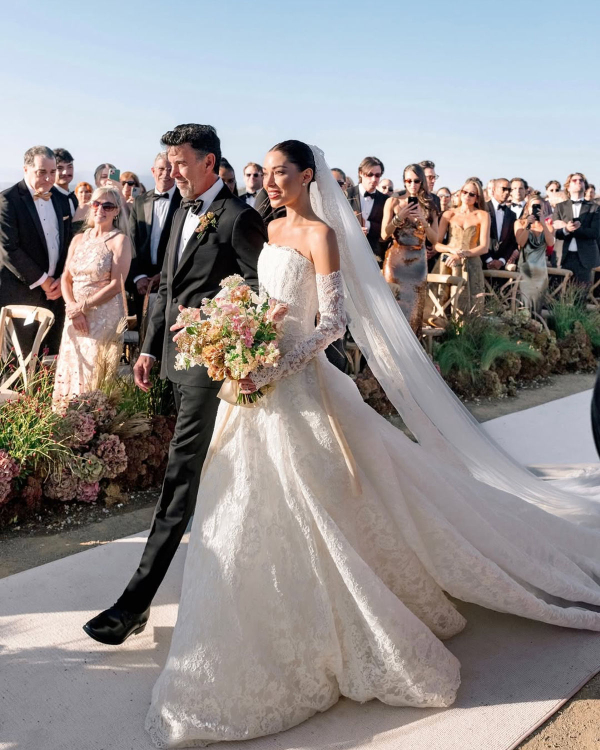 A Look Inside Influencer Jourdan Sloane’s Stylish Mountaintop Wedding