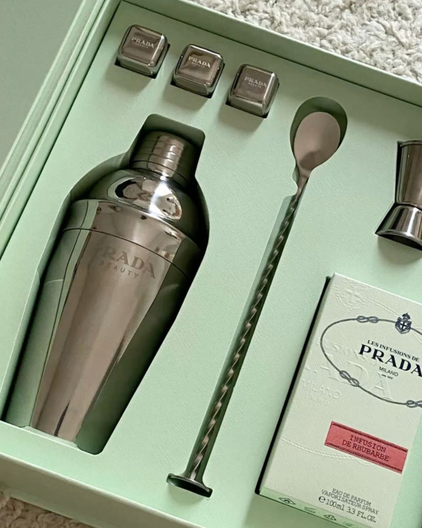 45 Fun & Creative Ways to Ask Your Besties to Be Your Bridesmaids