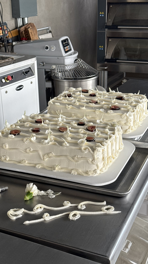 Cakes & Catering María Amaría