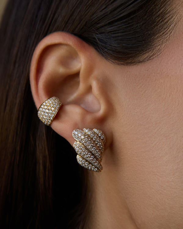25 Fine Jewelry Stud Earrings Perfect for the Modern Bride