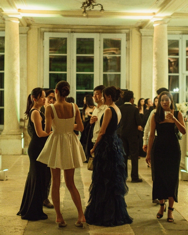 A Chic Black Tie Editorial-Inspired Wedding on Lake Garda, Italy