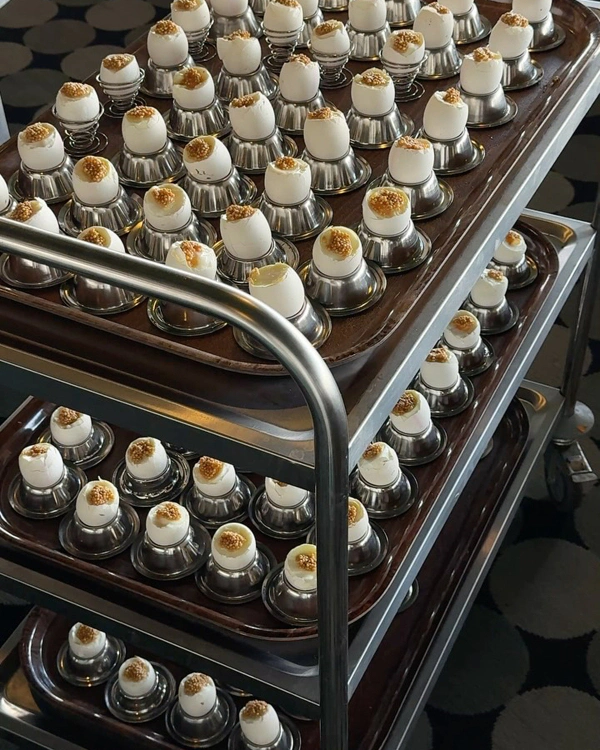 45 Creative Ways to Style & Display Food at Your Wedding — photo 2