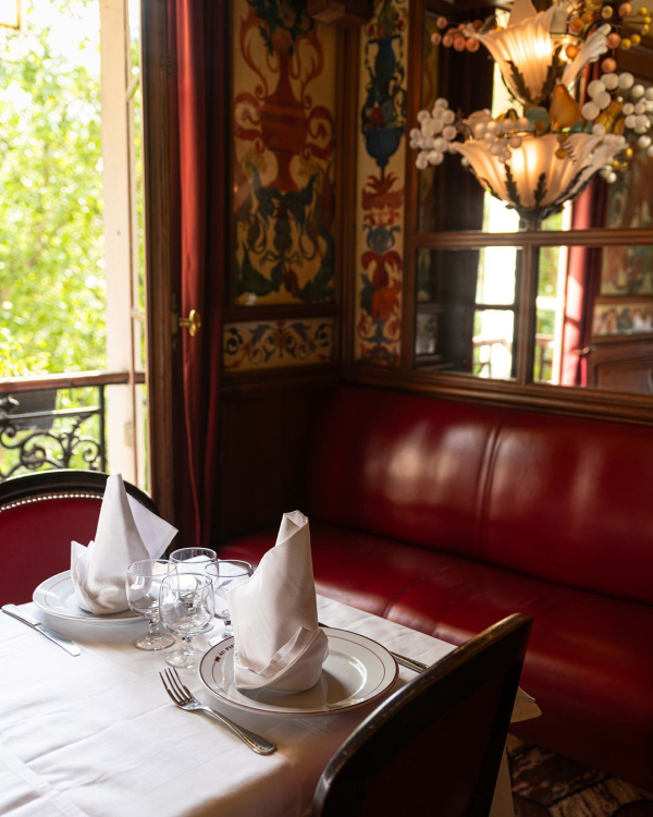 The Ultimate Guide to Paris: Where to Stay, Eat, and Shop