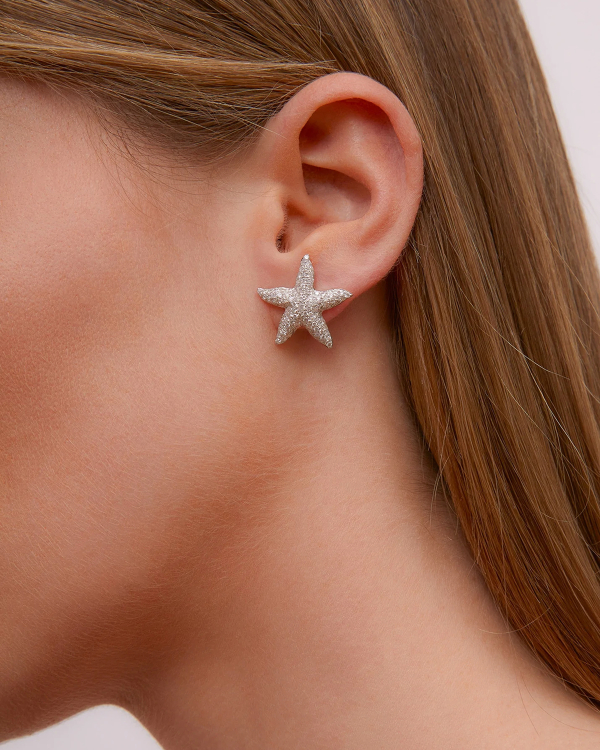 25 Fine Jewelry Stud Earrings Perfect for the Modern Bride