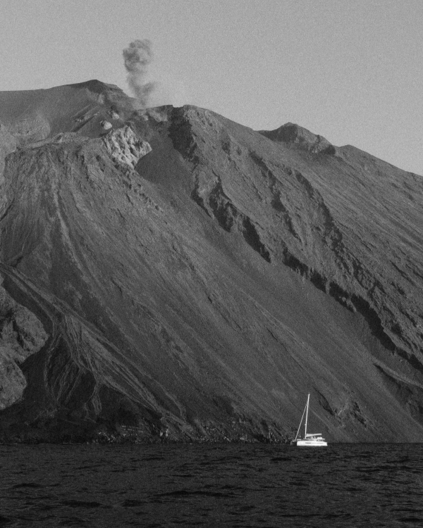 A Minimalist Seaside Wedding on the Breathtaking Island of Panarea, Sicily
