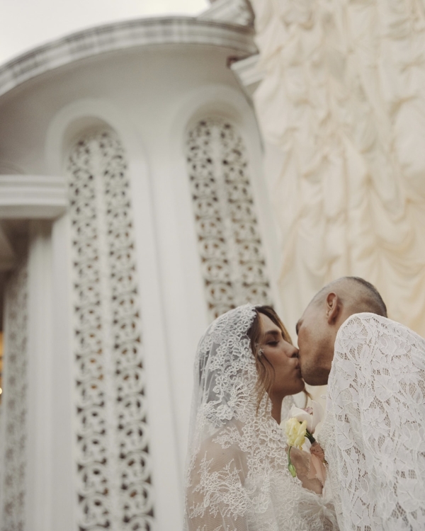 A Rich & Romantic Wedding Full of Heart and Filipino Heritage