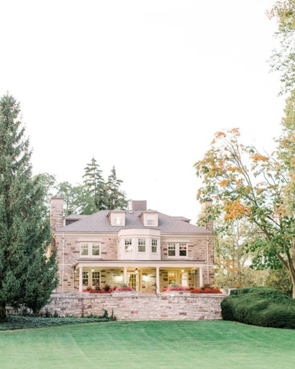 17 Best Wedding Venues in Canada | The Most Beautiful Places to Get Married | TOP Luxury Wedding Locations