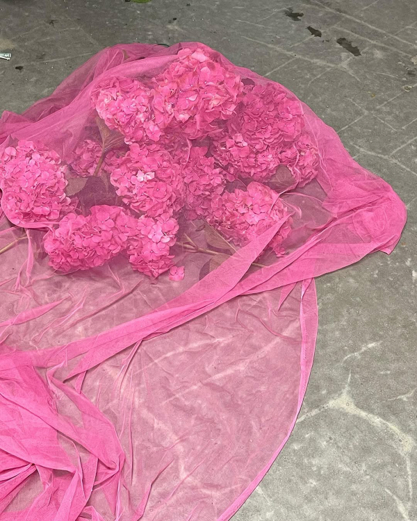 Trend: Fabric-Wrapped Florals