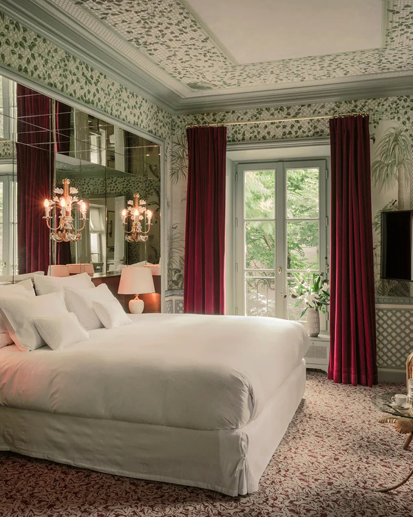 The Ultimate Guide to Paris: Where to Stay, Eat, and Shop