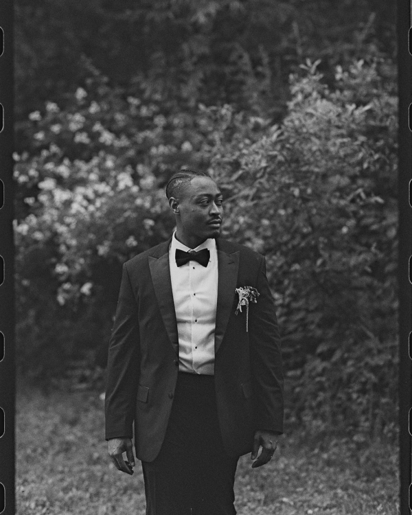 A Romantic Garden Wedding with Whimsical Foraged Blooms & Berries