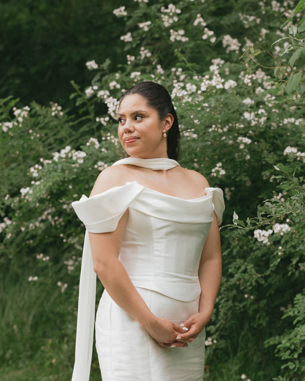 A Romantic Garden Wedding with Whimsical Foraged Blooms & Berries