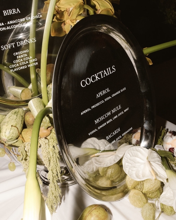 Trend: Mixed Metal Stationery & Signage