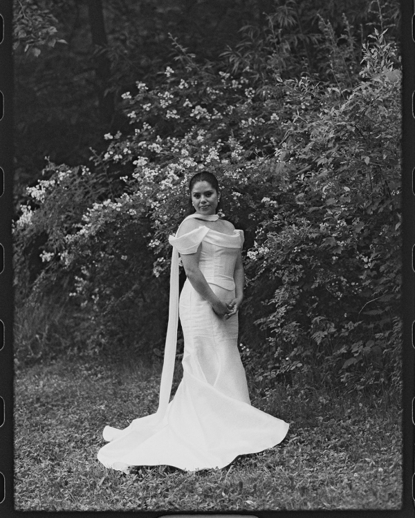 A Romantic Garden Wedding with Whimsical Foraged Blooms & Berries