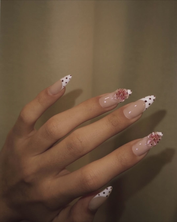 30 Bridal French Manicures to Save to Your Wedding Mood Board