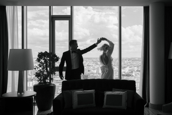 Berlin city elopement | THE WED