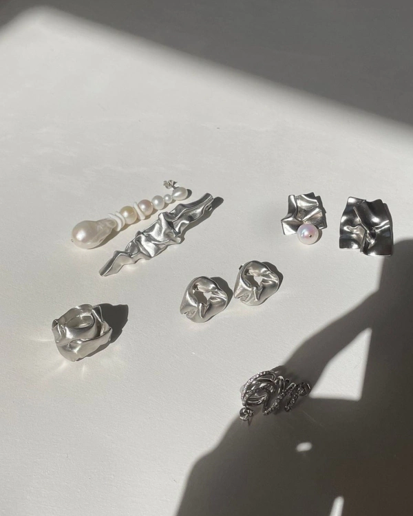 Stylish Earrings for Brides — photo 2