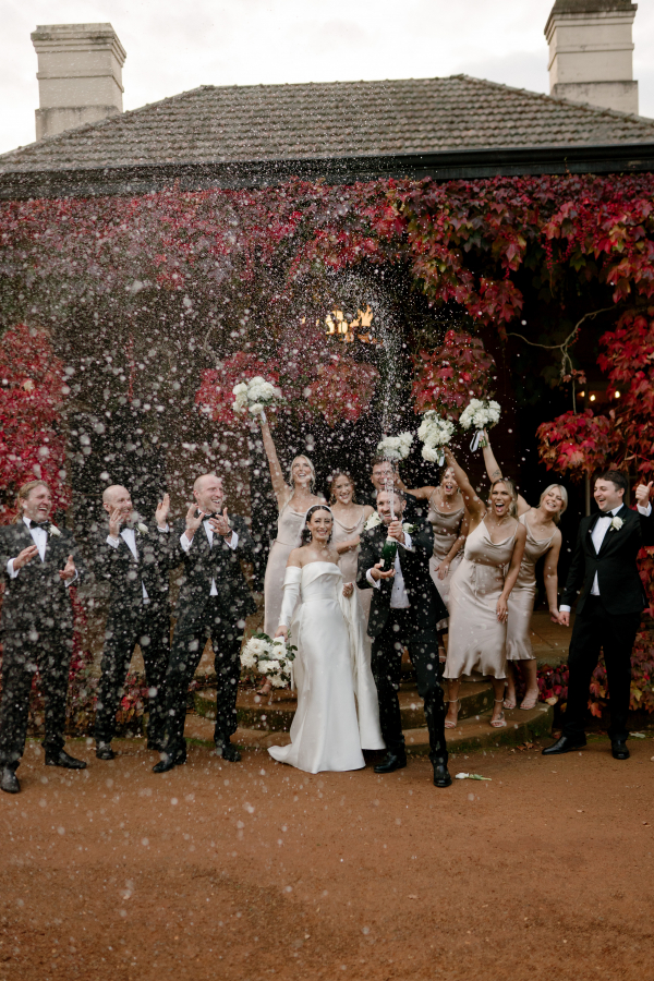 Timeless Elegance and Modern Flair: Charming Bendooley Estate Wedding