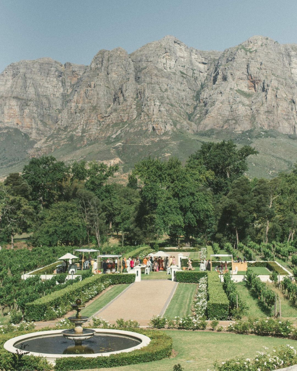 Your Guide to Wedding After-Party Etiquette