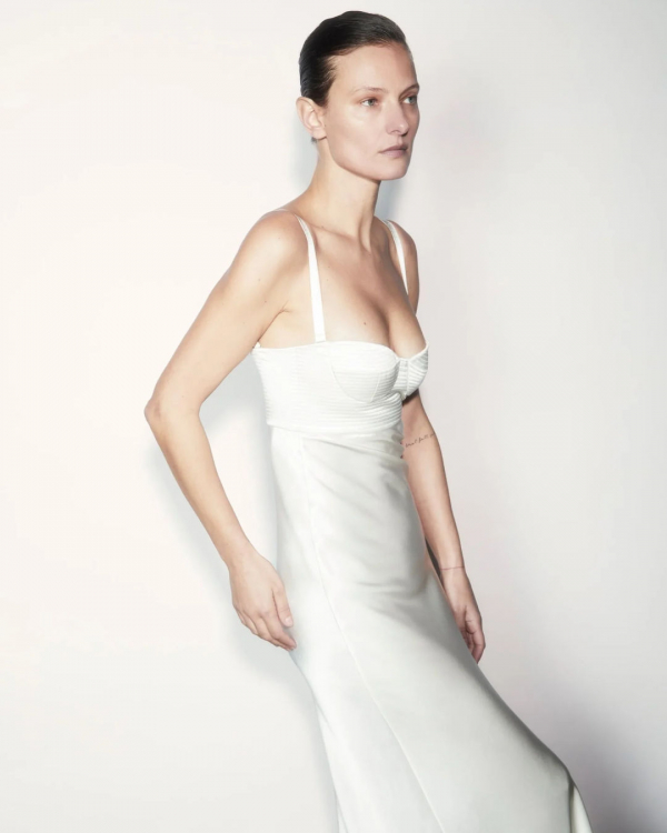 20 Wedding Dresses Under $1,500 | Unique Bridal Gowns Under 1500 Dollars