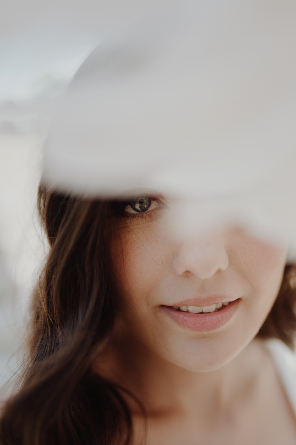 Concrete & Elegance: The Unexpected Pairing