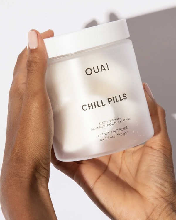 50 Christmas Gifts Ideas for Her 2023 | Unique, Luxury, Cutest & Romantic Gifts for Girlfriend